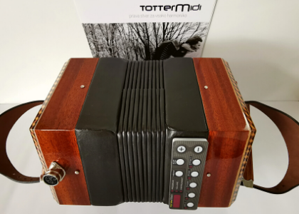 TOTTER-MIDI-ingebouwd-in-concertina